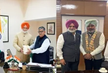 पंजाब खेल विश्वविद्यालय का 'विजन 2029': कुलपति डॉ. गिल ने राज्यपाल को सौंपी 3 वर्षीय विकास योजना; खेल विज्ञान और अनुसंधान पर रहेगा जोर