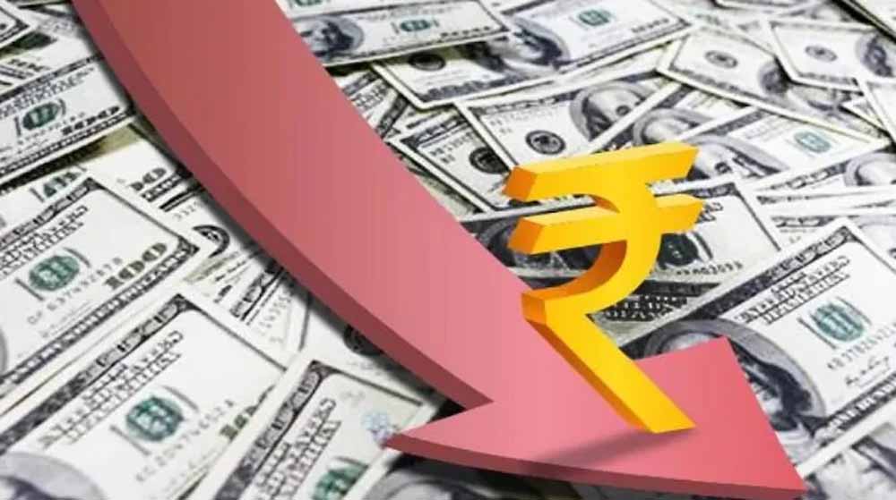 मिडिल ईस्ट संकट का असर, रुपया टूटा — डॉलर के मुकाबले 92.5 के ऐतिहासिक निचले स्तर पर