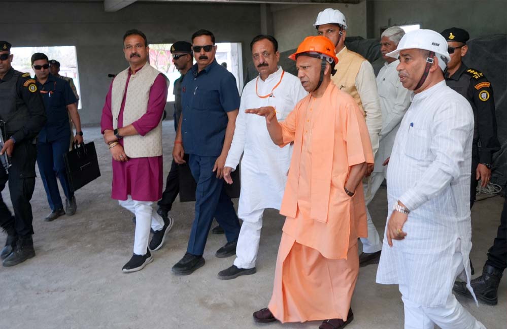 सुरक्षा, स्वच्छता एवं सुव्यवस्था पर दिया जाए विशेष ध्यान: सीएम योगी