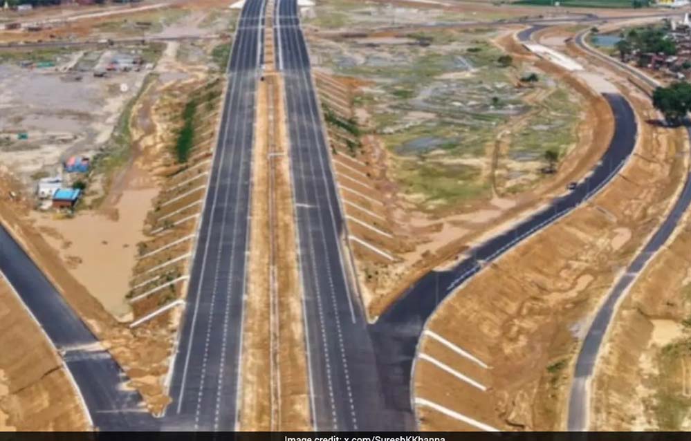 गंगा एक्सप्रेसवे दो महीने में होगा तैयार, मेरठ से प्रयागराज का सफर आसान, बस यह काम बाकी है