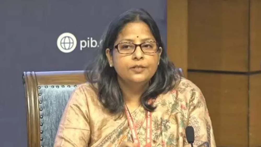 सरकार का दावा, देश में घरेलू LPG और कच्चे तेल का है पर्याप्त भंडार