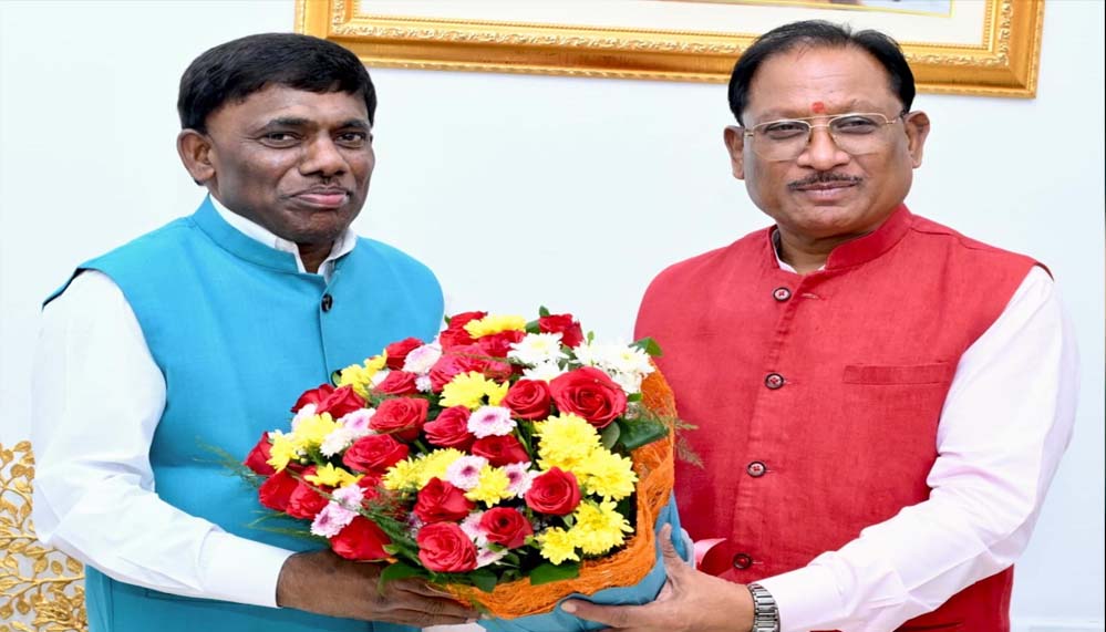 गोवा के मंत्री रमेश तावड़कर ने CM साय से की सौजन्य भेंट, जनजातीय कल्याण और खेल विकास पर चर्चा