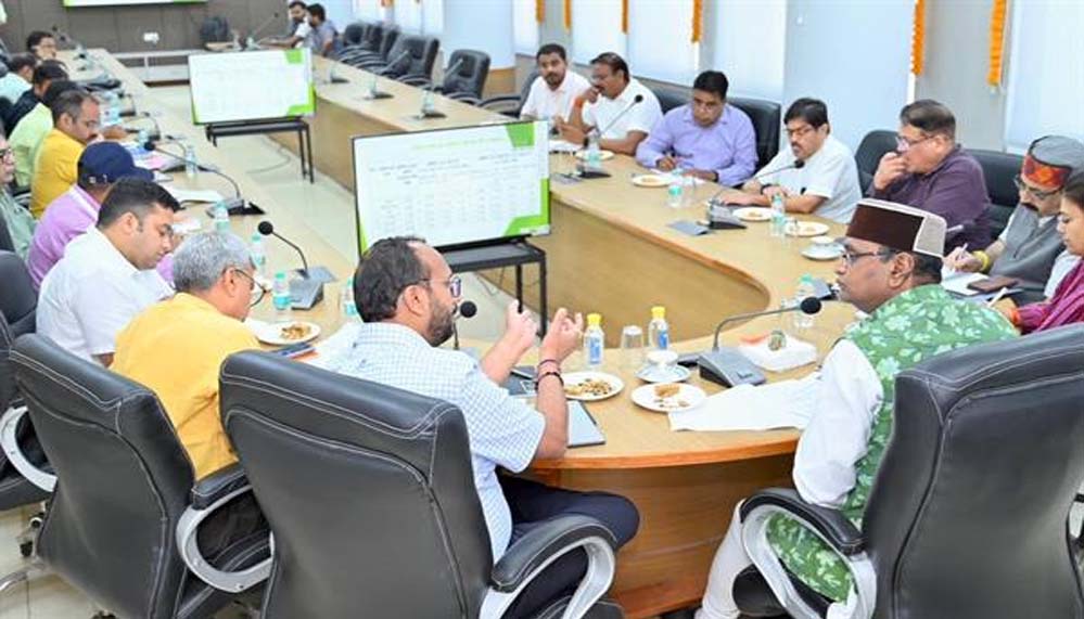 मंत्री सारंग ने मार्कफेड को आत्मनिर्भर बनाने और किसानों को समय पर खाद उपलब्ध कराने के दिए निर्देश