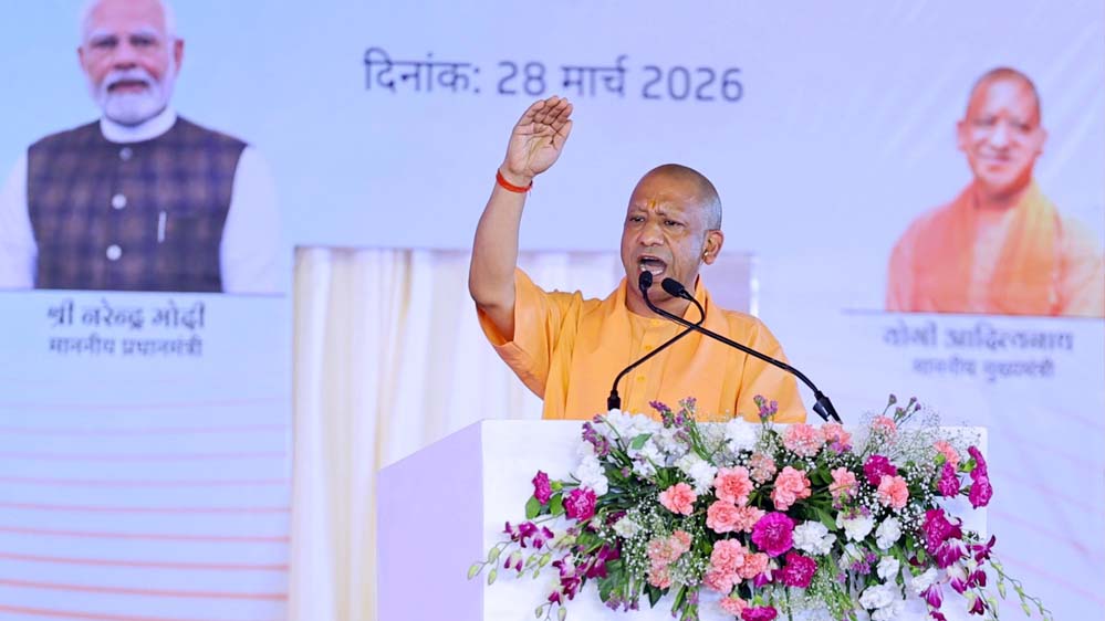 सीएम ने कहा, यूपी के पोटेंशियल को नई ऊंचाई तक पहुंचाने में निर्णायक भूमिका का निर्वहन करेगा यह एयरपोर्ट