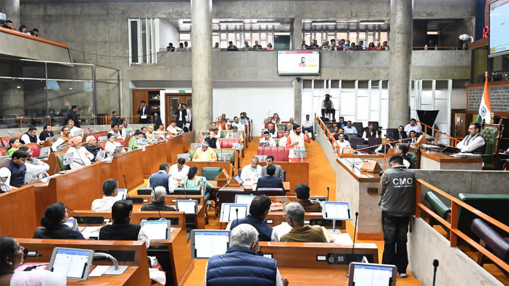 आईटीआई पास से लेकर बीटेक डिग्री धारकों तक के लिए खुले नौकरी के द्वार और हजारों युवा पहुंचे