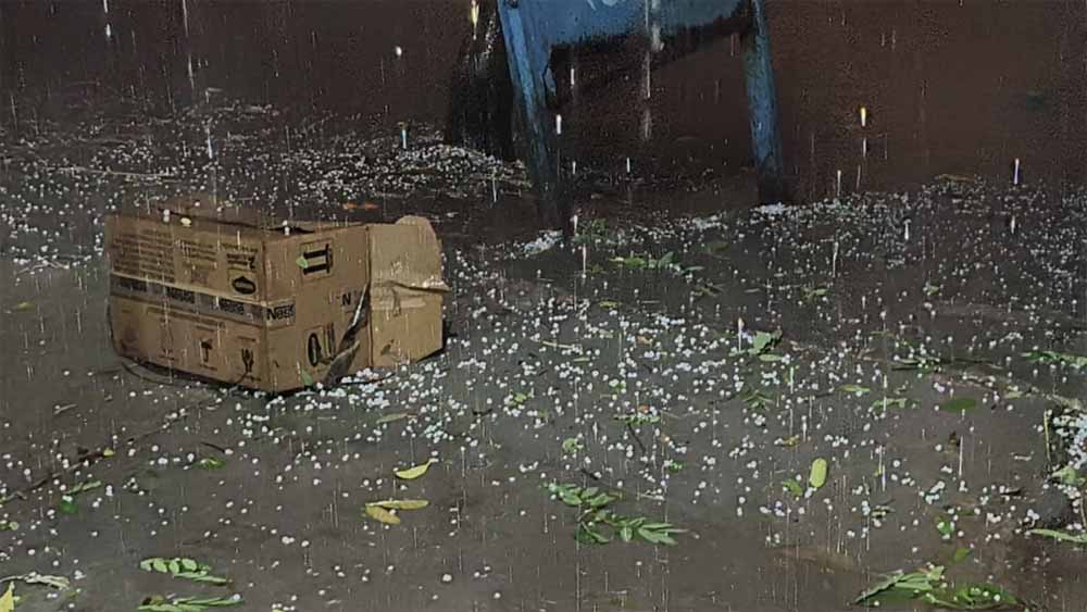 आंधी-बारिश का असर: दिल्ली-NCR में ट्रैफिक प्रभावित, रेवाड़ी में गिरे ओले