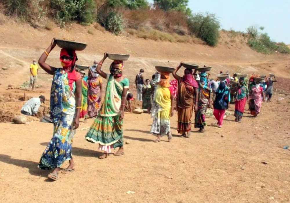 शिवहर ने मारी बाजी: ई-KYC और VBG राम जी योजना में हजारों मजदूर जुड़े