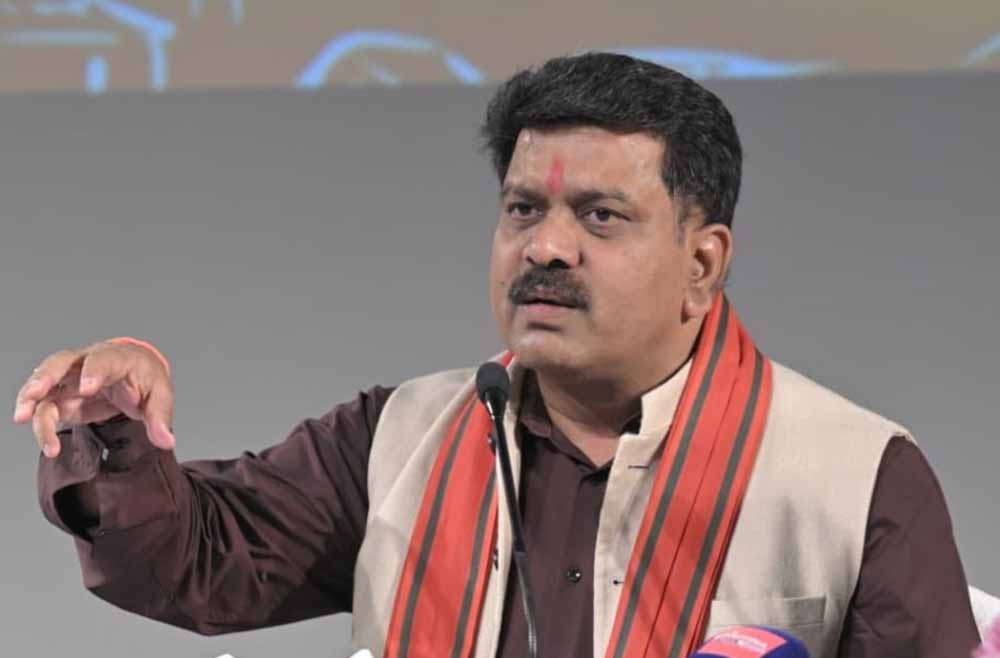 प्रधानमंत्री आवास योजना से पक्के घरों के सपनों के साथ आजीविका, सम्मान और आत्मनिर्भरता भी हो रहे सुनिश्चित