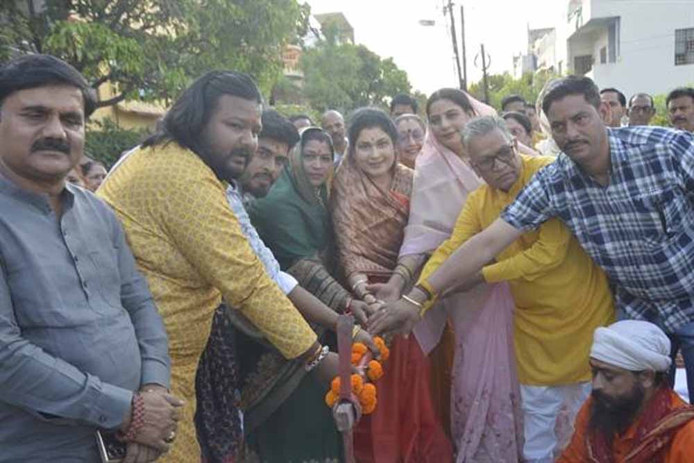 45 लाख रूपये की लागत के विकास कार्यों का किया भूमिपूजन
