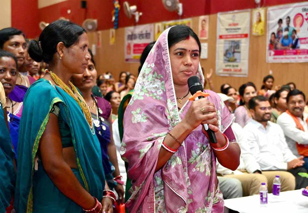 महतारी वंदन योजना बनी महिलाओं की आत्मनिर्भरता का आधार, लाभान्वित महिलाओं ने मुख्यमंत्री श्री साय को कहा धन्यवाद