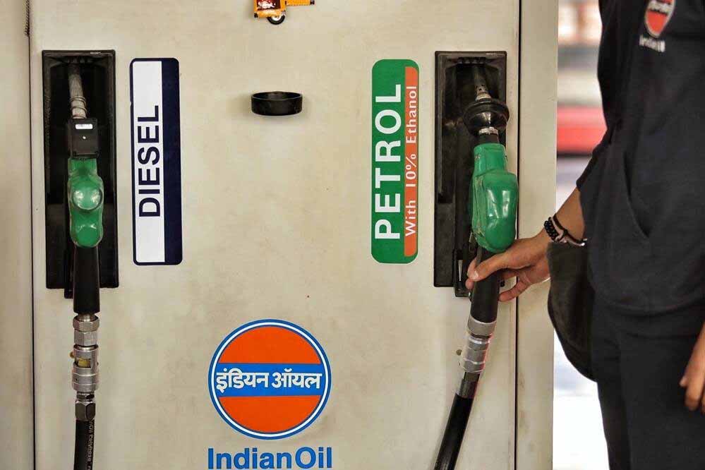 बिलासपुर में नंबर प्लेट की गड़बड़ी पर डीजल-पेट्रोल देने पर पाबंदी, पुलिस ने संचालकों को दी चेतावनी