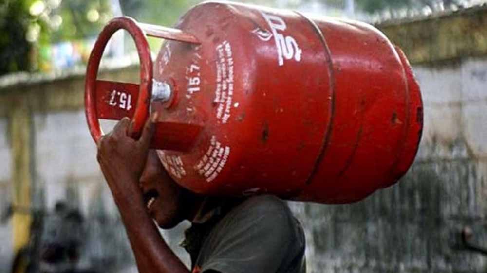 LPG की कमी से बढ़ी चिंता: पंजाब में 10 हजार शादियों पर असर, सरकार लाई एक्शन प्लान