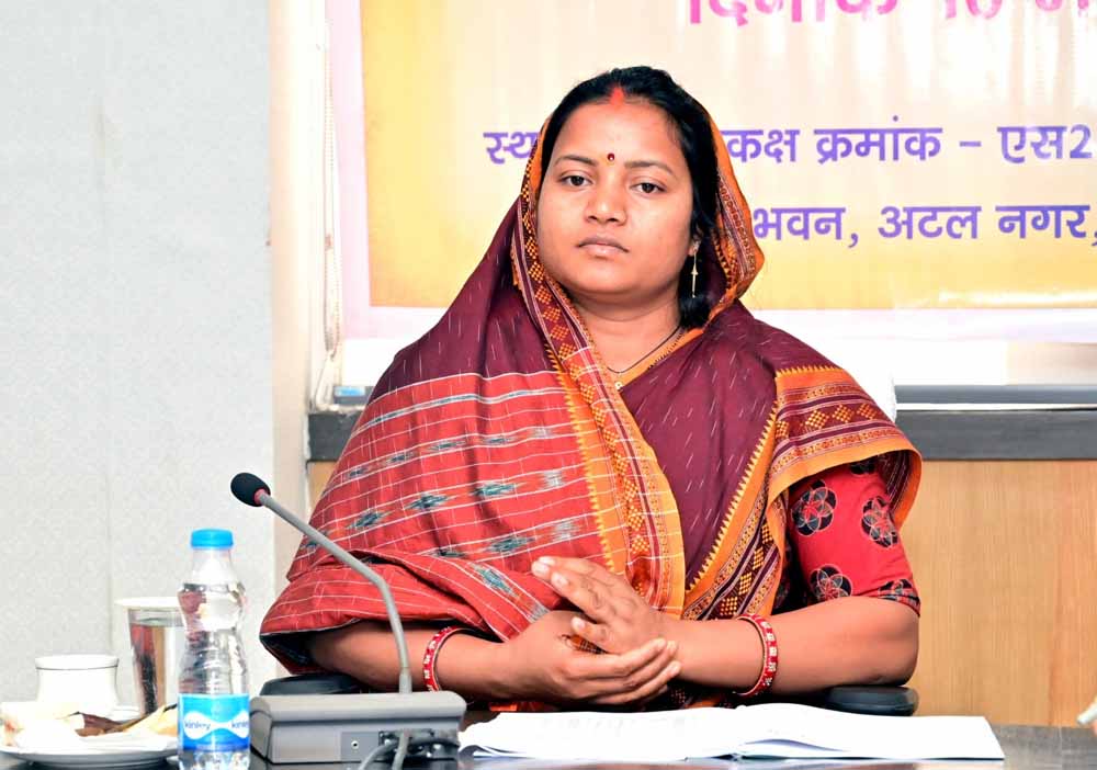 हिलाओं की आर्थिक मजबूती के लिए बढ़ेंगी योजनाएं, मंत्री लक्ष्मी राजवाड़े का बड़ा बयान