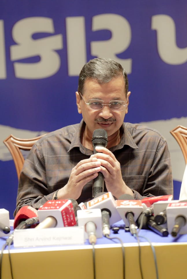 आप ज़रूर आयें।