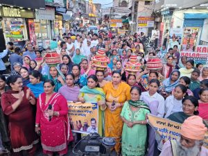 पंजाब सरकार के महिला वित्तीय सहायता के ऐलान से खुशी की लहर; पंजाब भर में महिलाओं ने जागो निकालकर मनाई खुशी !