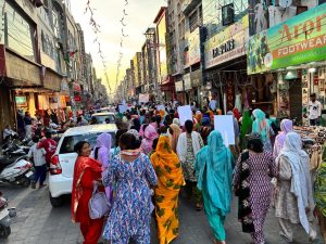 पंजाब सरकार के महिला वित्तीय सहायता के ऐलान से खुशी की लहर; पंजाब भर में महिलाओं ने जागो निकालकर मनाई खुशी !