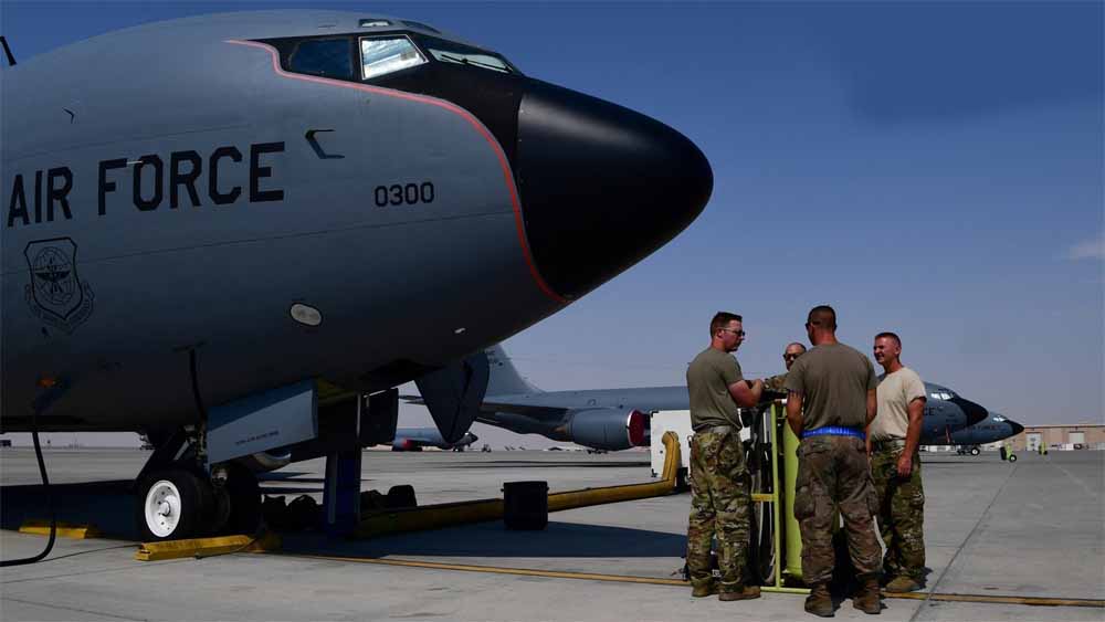 मिड-एयर रिफ्यूलिंग के दौरान अमेरिकी विमान हादसे का शिकार, 4 लोगों की जान गई