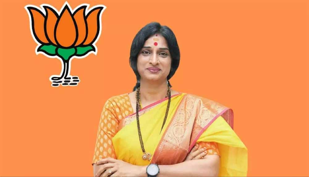 मस्जिद पर तीर वाले बयान के बाद फिर सुर्खियों में माधवी, एयरपोर्ट पर क्या किया ऐसा?