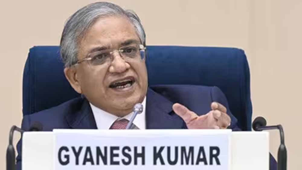 EC की नई गाइडलाइन: 100 मिनट में शिकायतों का समाधान, निगरानी के लिए 5000 उड़नदस्ते मैदान में