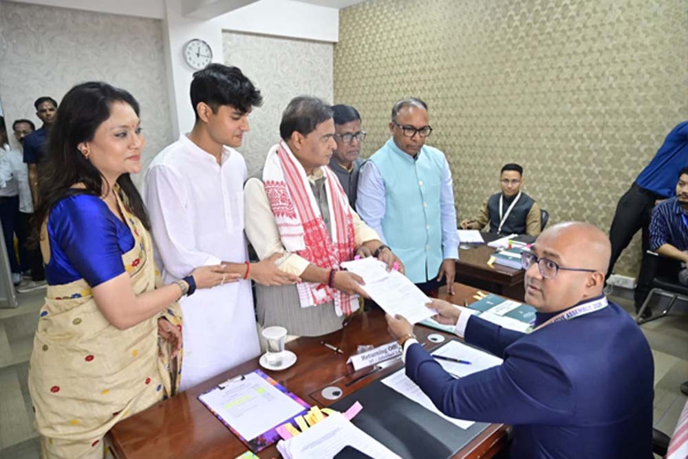 असम में चुनावी बिगुल: सीएम Himanta Biswa Sarma फिर मैदान में, सातवीं बार ठोकी ताल