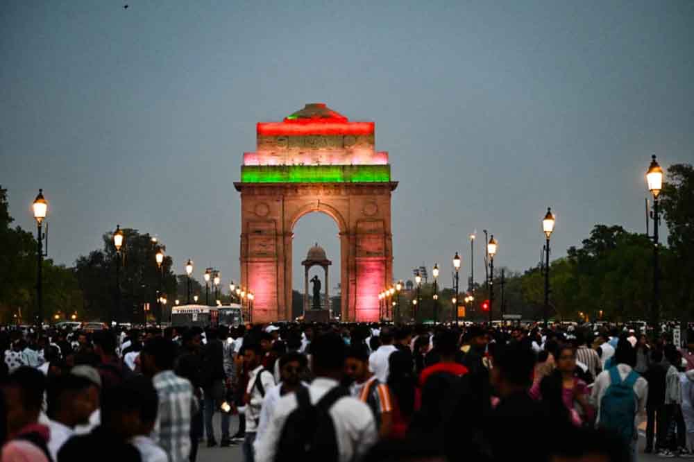 भीड़ पर लगाम के लिए प्रशासन सख्त, कर्तव्य पथ पर कैमरों से निगरानी शुरू