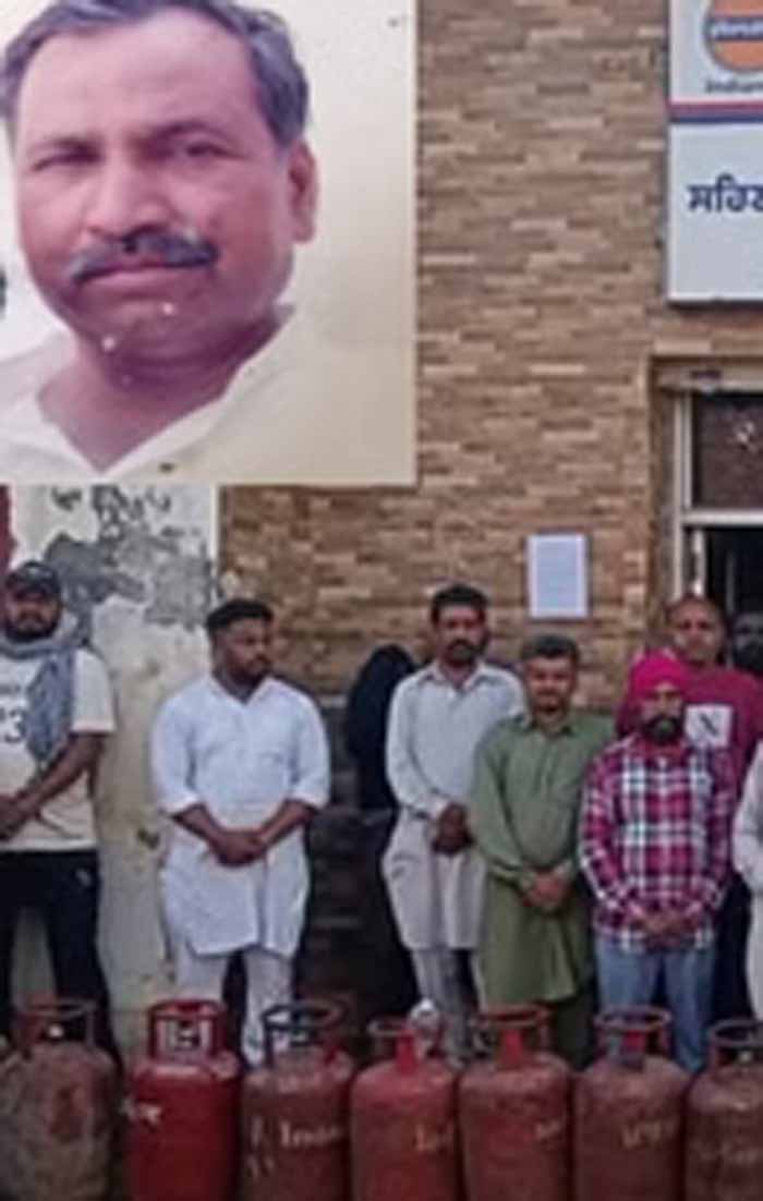 सिलेंडर का इंतजार बना जानलेवा: 25वें नंबर पर खड़े भूषण कुमार की अचानक मौत