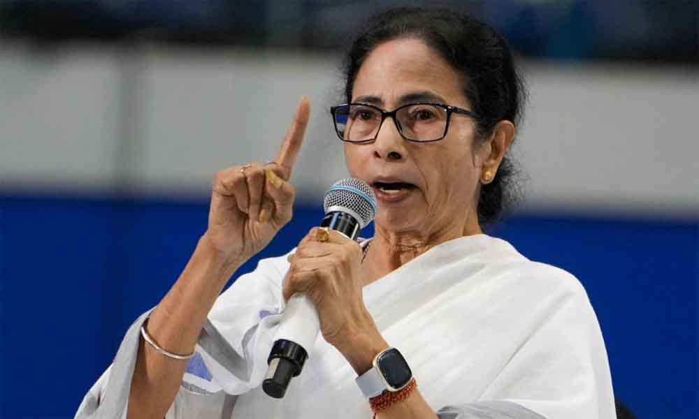 गैस सिलेंडर महंगा होने पर ममता बनर्जी का हमला, कोलकाता में विरोध मार्च की घोषणा गैस सिलेंडर महंगा होने पर ममता बनर्जी का हमला, कोलकाता में विरोध मार्च की घोषणा