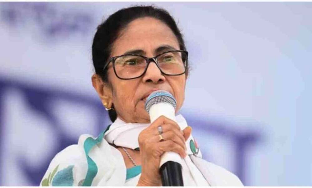 ‘बांग्ला अस्मिता’ vs विरोधी: अंडा-मछली वाले बयान से ममता ने क्यों बढ़ाई सियासी गर्मी?