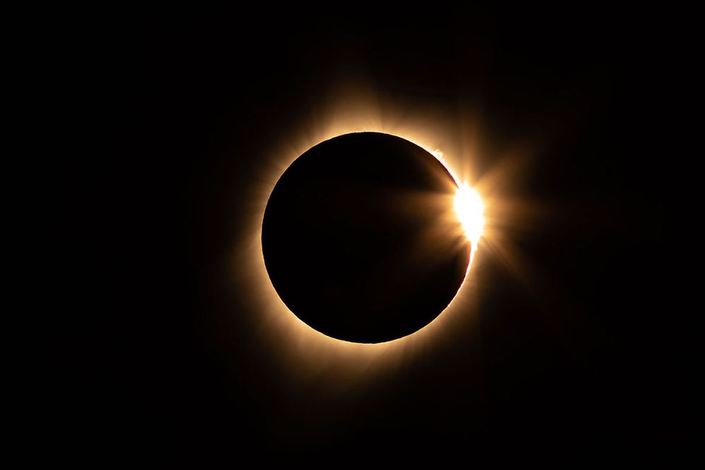 सदी के दूसरे सबसे लंबे सूर्य ग्रहण का समय आया, सूतक टाइम नोट करें