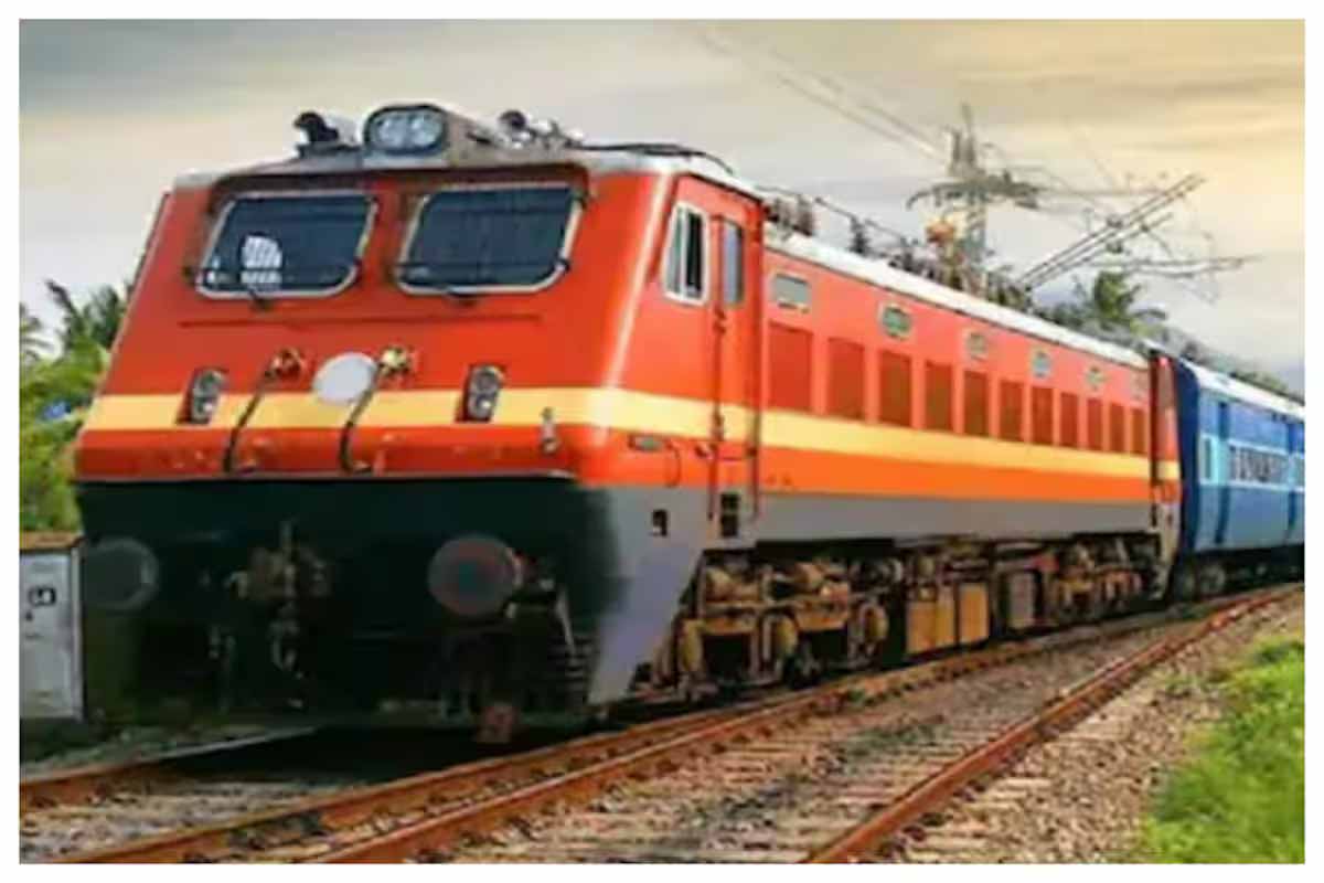 अब रेल यात्रा होगी और आसान! टिकट बुकिंग के साथ मिल रही है ‘All-in-One’ सुविधा