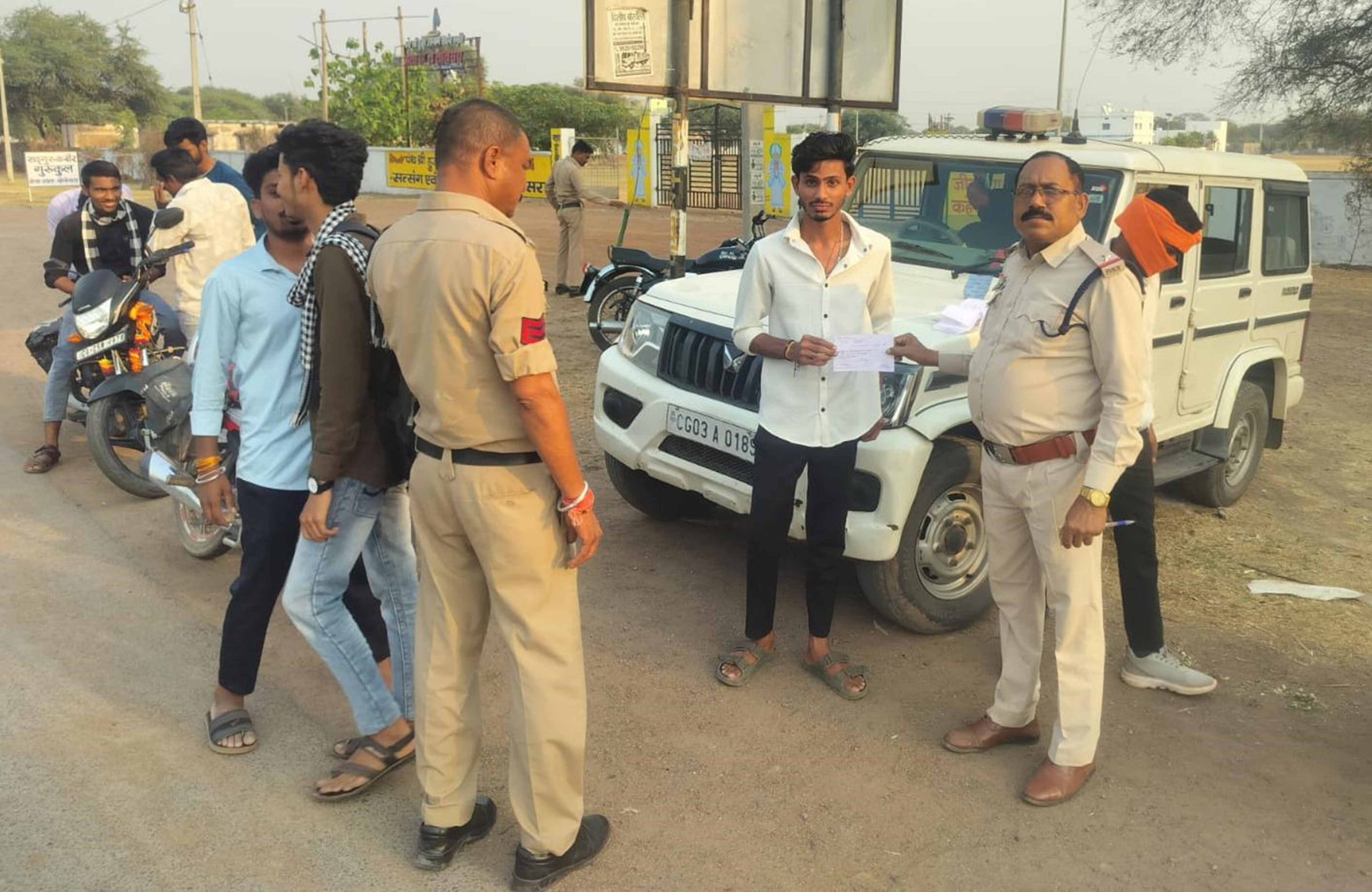 ओवरस्पीडिंग-ओवरलोडिंग पर एक्शन, नियम तोड़ने वालों पर चला प्रशासन का डंडा