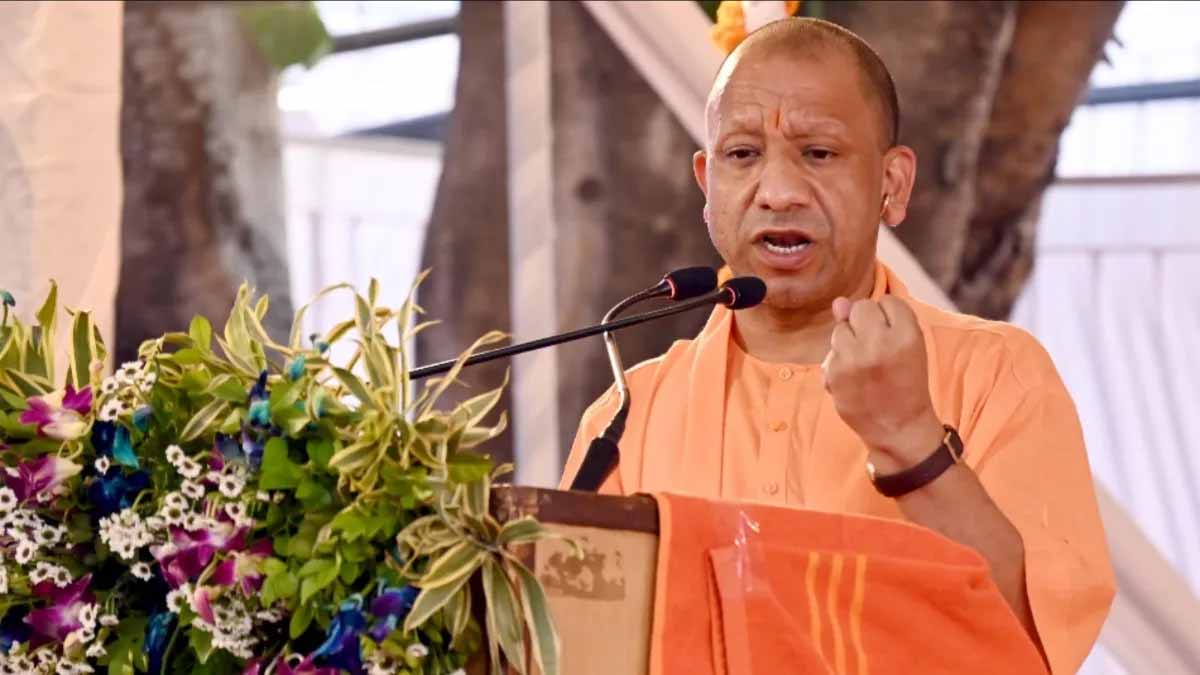 सीएम योगी सख्त, औद्योगिक अशांति फैलाने वालों पर बड़ा आदेश