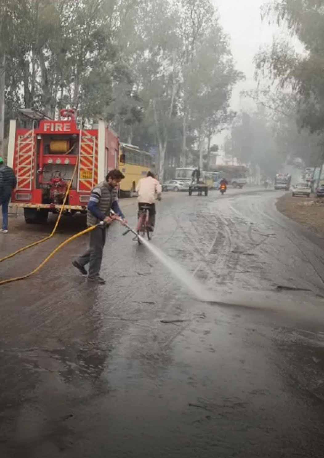 CAF फायर फाइटिंग व्हीकल 300 मीटर ऊंचाई तक बुझाएगा आग