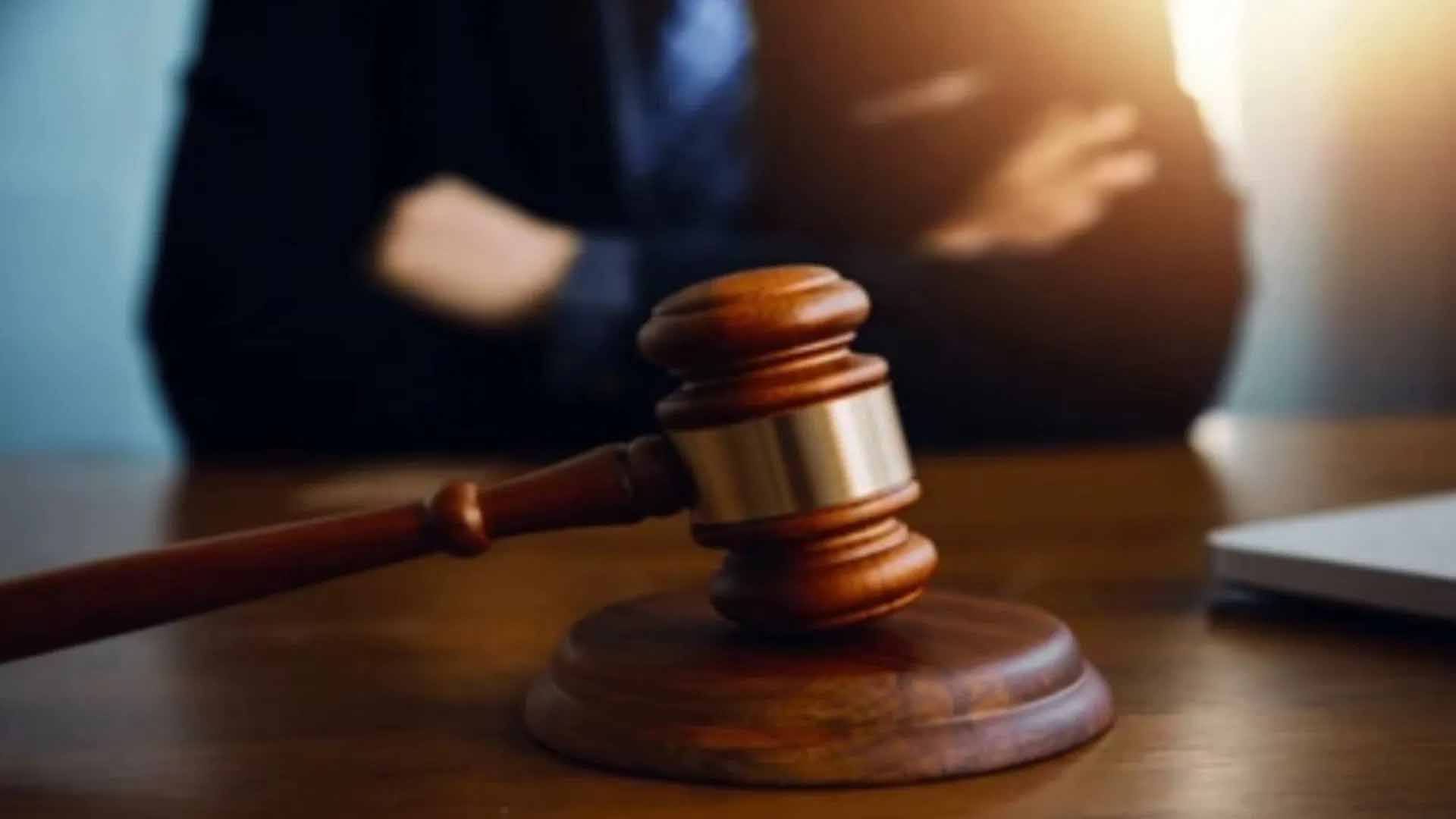 हाईकोर्ट की सख्ती: निजी कंपनी पर 3 लाख का जुर्माना, याचिका खारिज