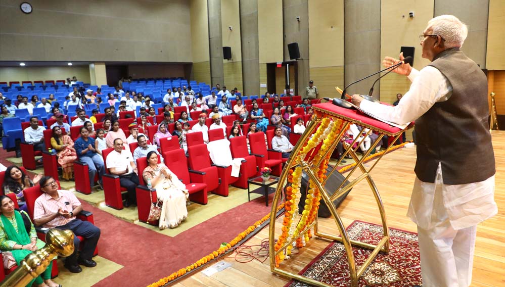 राज्य स्थापना दिवस पर राज्यपाल पटेल का संदेश, विविधता में एकता की शक्ति का उत्सव