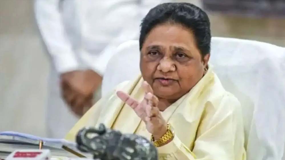 महिला आरक्षण पर कांग्रेस का वादा अधूरा, मायावती ने सपा को भी घेरा