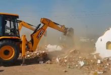 संभल में सरकारी जमीन पर कब्जे को लेकर मस्जिद और मदरसे पर चला बुलडोजर