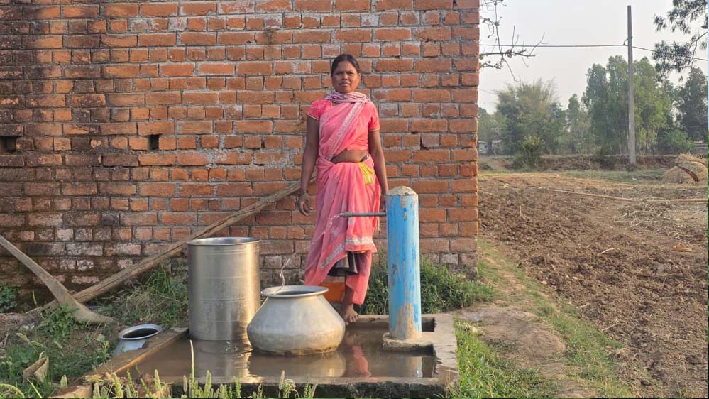 रायपुर: जल जीवन मिशन के तहत बुलगा में बदलाव, जीवंती बाई के घर तक पहुँचा स्वच्छ पेयजल