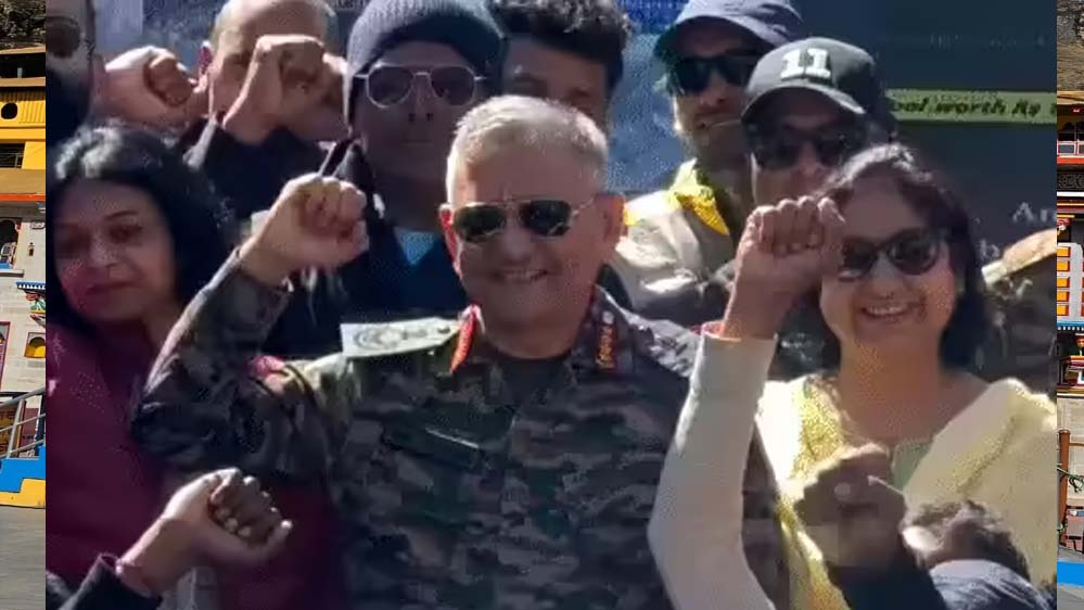 CDS ने बद्रीनाथ में चारधाम यात्रा की तैयारियों की की समीक्षा, 3 दिन में शुरू होगी यात्रा