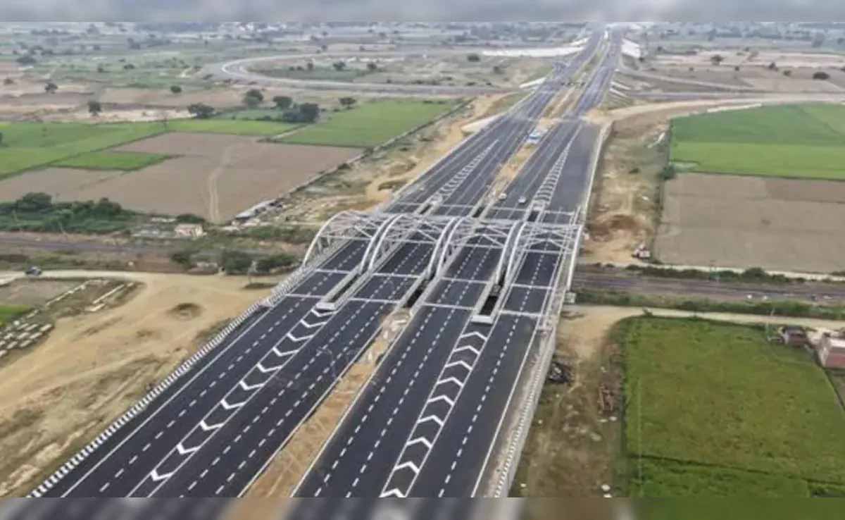 ट्रेन से तेज सफर! गंगा एक्सप्रेसवे बदलेगा यूपी का ट्रैवल टाइम, 14 घंटे का रास्ता होगा 6 घंटे में पूरा