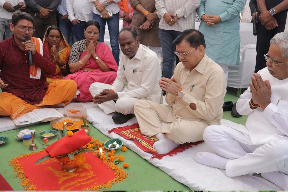 मंत्री लखन लाल के मुख्य आतिथ्य में गोपालपुर में नए औद्योगिक क्षेत्र का भूमिपूजन मंत्री लखन लाल के मुख्य आतिथ्य में गोपालपुर में नए औद्योगिक क्षेत्र का भूमिपूजन