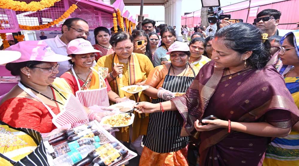 रायपुर: जब महिलाएं सशक्त होती हैं, तब राज्य होता है मजबूत – मंत्री लक्ष्मी राजवाड़े