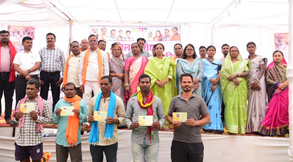 रायपुर: ग्राम माकड़ी में आयोजित हुआ जनसमस्या निवारण शिविर, 13 करोड़ रुपये के विकास कार्यों की शुरुआत