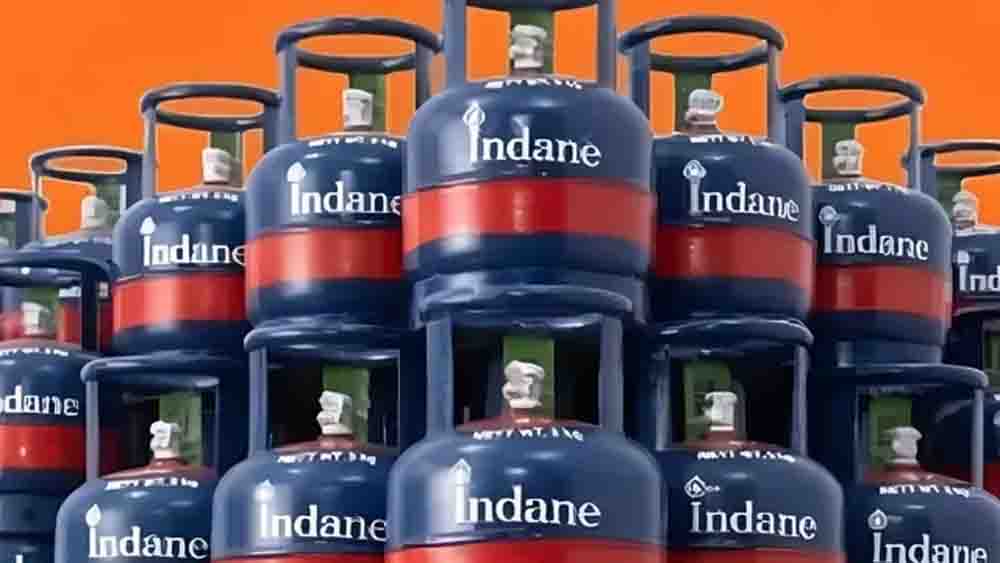 महज 600 रुपये में मिलेगा 5 किलो वाला गैस सिलिंडर, आईडी कार्ड दिखाकर तुरंत मिलेगी डिलीवरी और 15 हजार परिवारों को बड़ी राहत