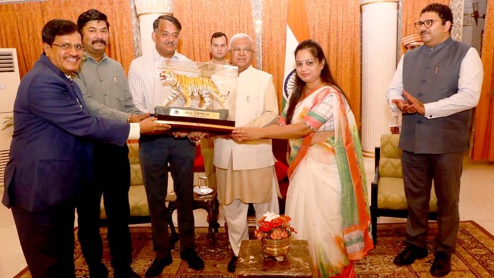 राज्यपाल पटेल का बयान: प्रकृति और स्थानीय जीवन के कल्याण में ही सेवा का असली उद्देश्य