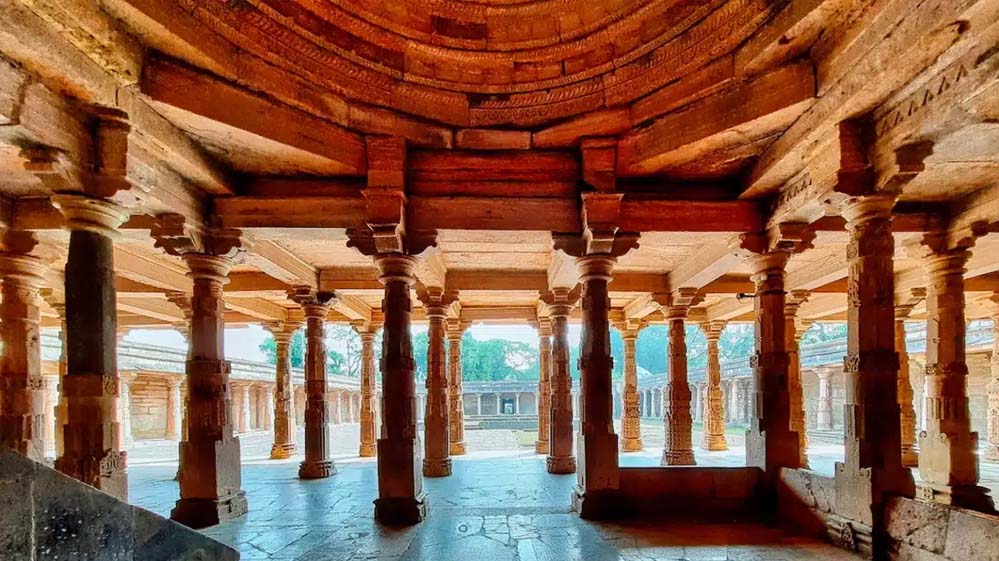 124 साल में कई बार हुआ भोजशाला का सर्वे, हर बार मिलीं मूर्तियां-श्लोक, MP HC में अब होगी सुनवाई 124 साल में कई बार हुआ भोजशाला का सर्वे, हर बार मिलीं मूर्तियां-श्लोक, MP HC में अब होगी सुनवाई