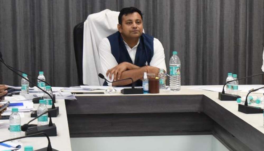 जनसंपर्क का कार्य जिम्मेदारी का, इसे गंभीरता से लें :- आयुक्त रजत बंसल