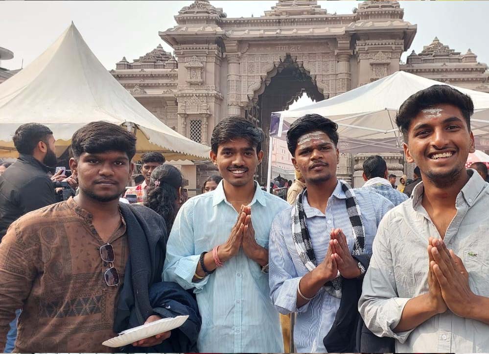 प्रयागराज में आध्यात्मिक पर्यटन को मिली नई पहचान, योगी सरकार ने बढ़ाया विदेशी श्रद्धालुओं का विश्वास