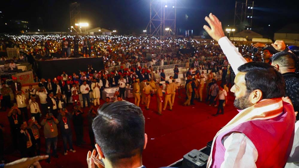 गुरुग्राम में हनुमान चालीसा का सामूहिक पाठ, सीएम नायब सैनी और पुष्कर सिंह धामी के साथ युवाओं ने बनाया विश्व रिकॉर्ड