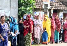 बंगाल चुनाव में 18% वोटिंग, ममता का गड़बड़ी का आरोप, नादिया में BJP वर्कर पर हमला